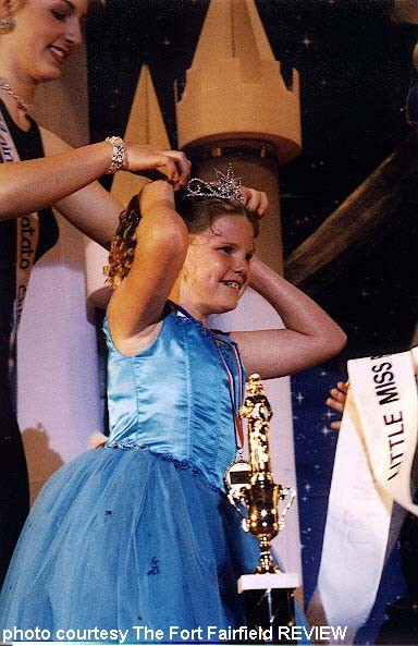 Crowning of Litlle Miss Potato Blossom 2000
