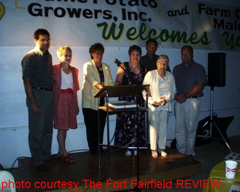 The Jack Buck Jr. family is honored at the Industry Dinner